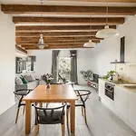 Lovely Flat At Sagrada Familia Apartmán *