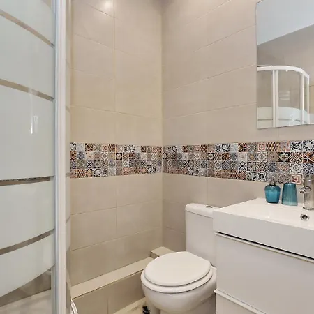 아파트 Lovely Flat At Sagrada Familia