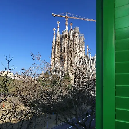 Apartamento Lovely Flat At Sagrada Familia