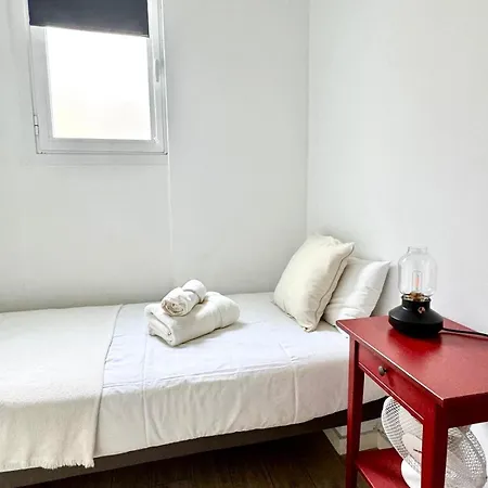 Lovely Flat At Sagrada Familia Apartamento *