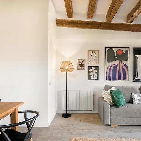 Lovely Flat At Sagrada Familia