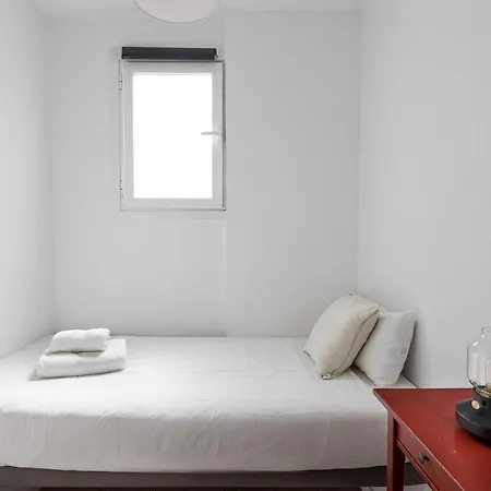 Lovely Flat At Sagrada Familia * Barcellona